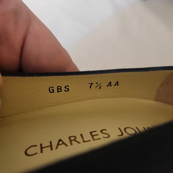 Vintage Charles Jourdan Classic Blue Suede Pump - Picture 5 of 8